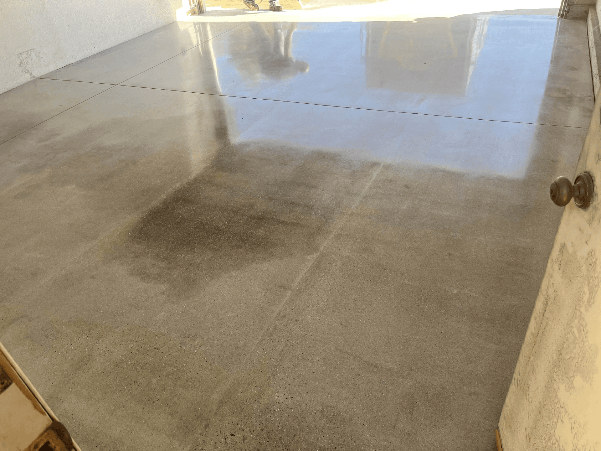 Polished concrete floor